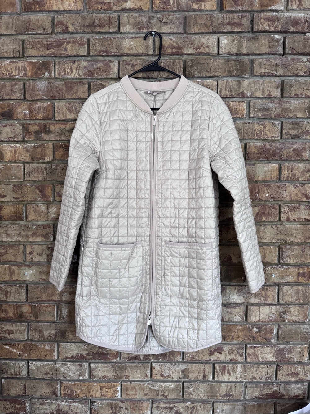 Athleta Grandview primaLoft Quilted Long Puffer Jacket - dove Taupe